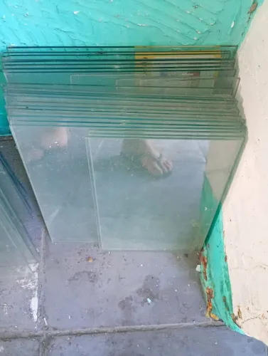 Estante de vidro para montar