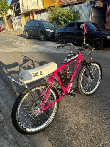 Motorizada 80cc ótimo estado interessou entre em contato para saber mais informações!