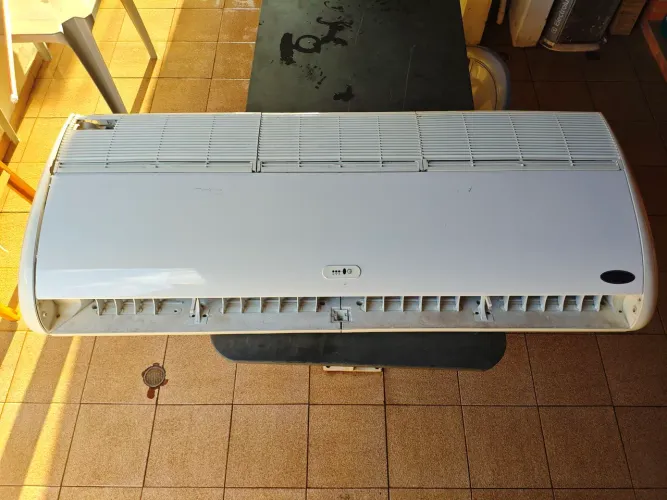 Ar Condicionado Carrier Piso Teto 60.000 Btuh 380V Trifásico R-22
