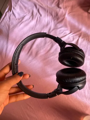 Vende-se fone Bluetooth JBL original