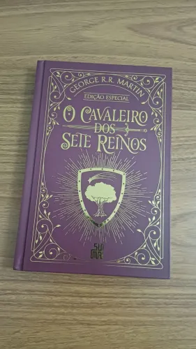 O cavaleiro dos sete reinos - George R. R. Martin