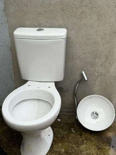 Kit Vaso Sanitário + Cuba com torneira 