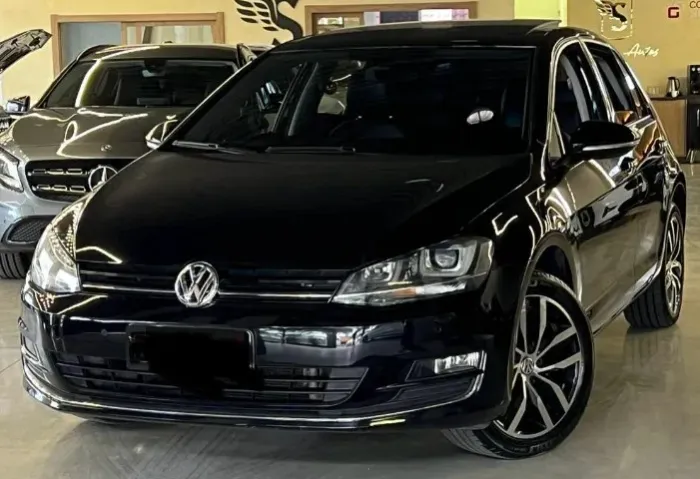Volkswagen Golf Highline 1.4 TSI Total Flex Aut. 2017