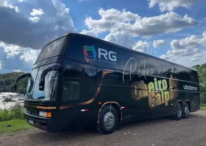 Vendo Ônibus