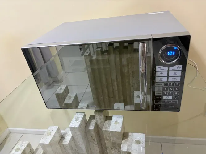 Micro-ondas Philco PME31 30L 220V Espelhado
