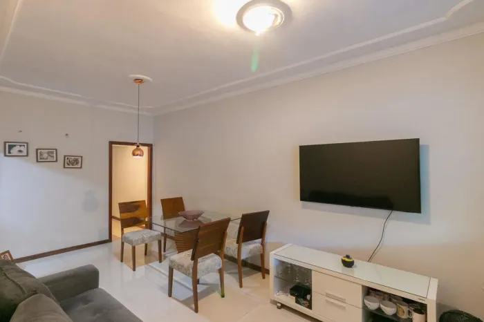 Casa à Venda - Planalto, 3 Quartos, 200 m2