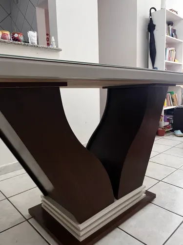 Mesa laqueada 6 lugares