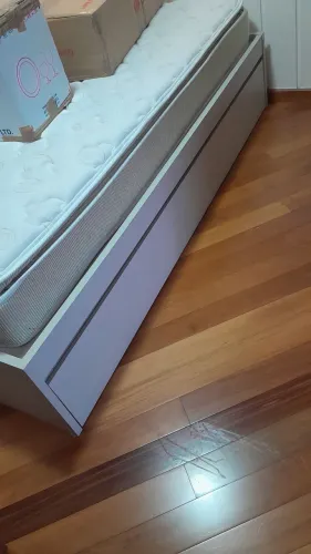 Bi Cama de madeira