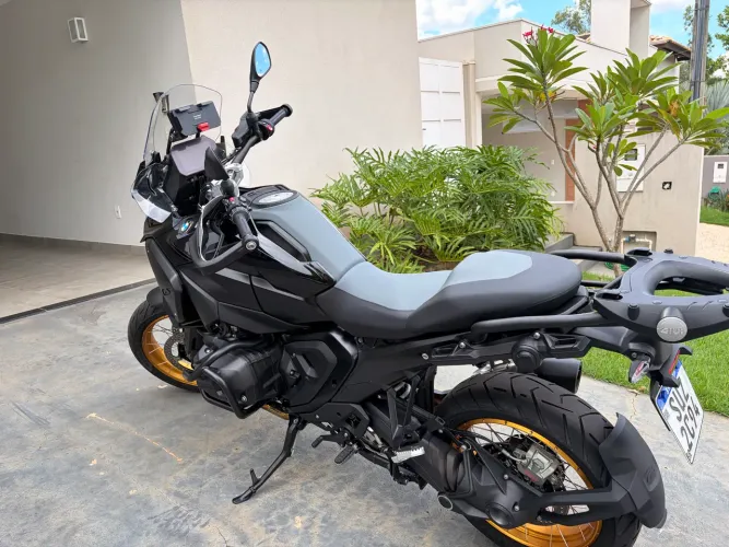 BMW GS 1.300 Triplo Black