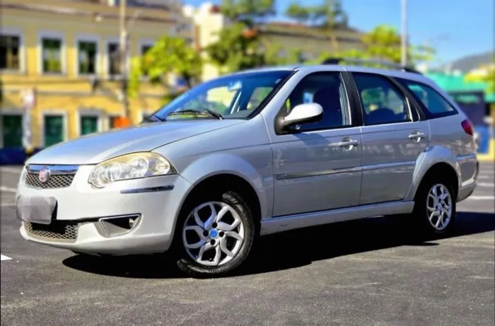 Fiat Palio Week. Attractive 1.4 Fire Flex 8V 2013
