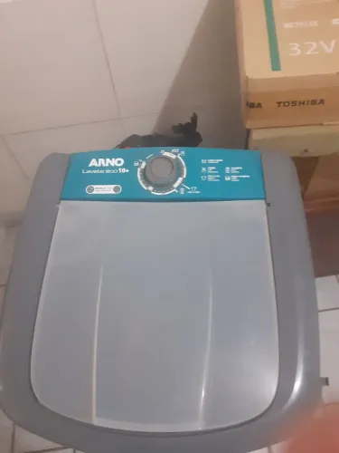 Tanquinho Arno, completo e conservado!