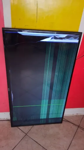 Tv samsung un43j5200 tela quebrada