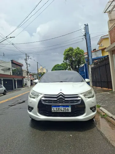 Citroen DS4 1.6 Turbo 16V 5P Aut. 2013