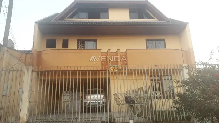 SOBRADO com 6 dormitórios à venda com 317m² por R$ 800.000,00 no bairro Bairro Alto - CURI