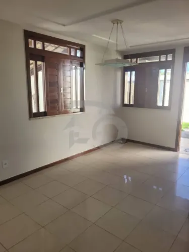 Casa no Bairro Aruana, Aracaju/SE com 300m², 3 Quartos, sendo 1 Suíte