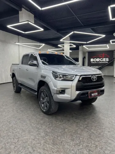 Toyota Hilux CD SRV 4X4 2.8 TDI Diesel Aut. 2017