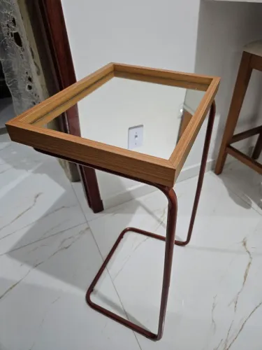 Mesa lateral