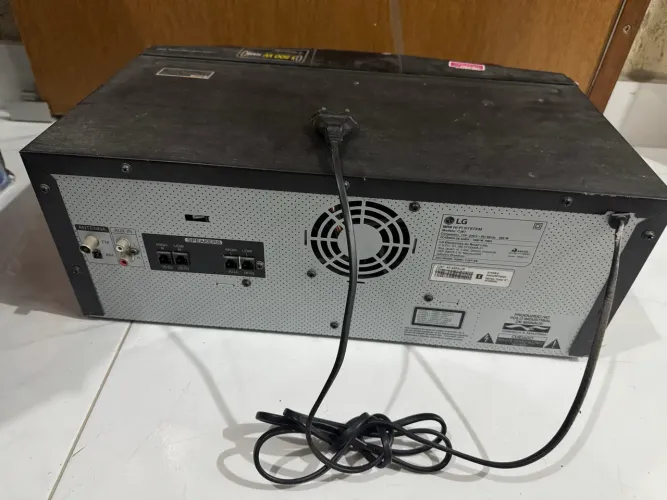 Vendo mini System LG 1.800w