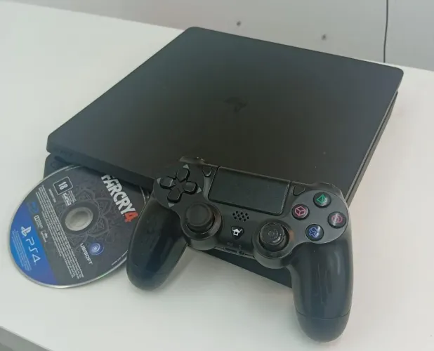 Ps4 slim 1TB