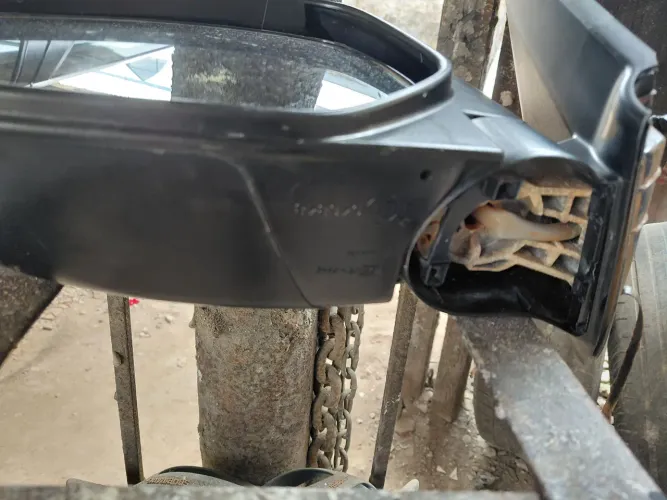 RETROVISOR L 200