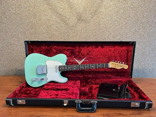fender squier telecaster custom