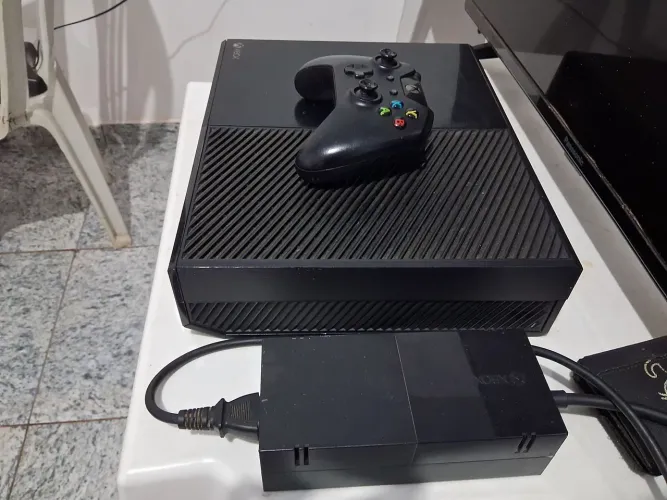 Xbox one com um controle