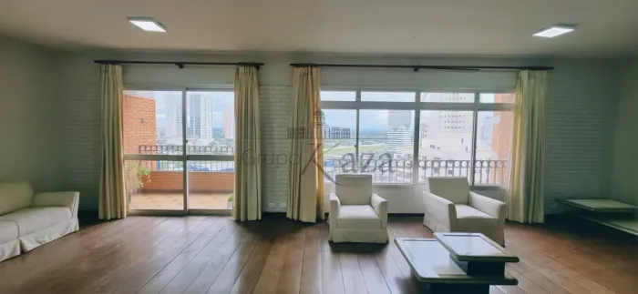 Apartamento - Vila Ema - Residencial Bosque do Engenho - 4 Dormitórios - 220m².