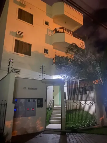 Alugo apartamento mobiliado