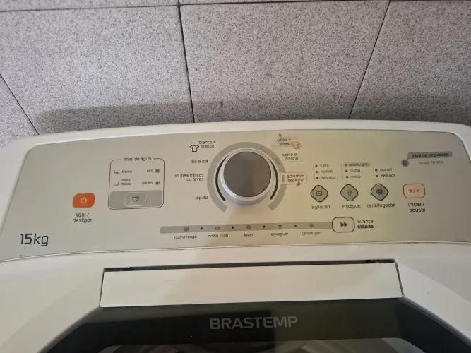 Máquina de lavar Roupa 