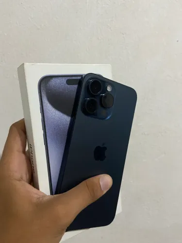 Iphone 15 pro Max 256gb muito novo com caixa e nota fiscal completo