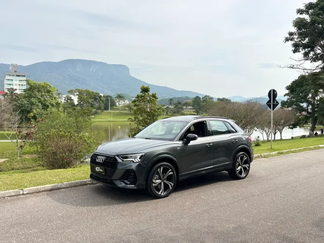 Audi Q3 Performance 2.0 TFSI Tiptr. Quattro 2024