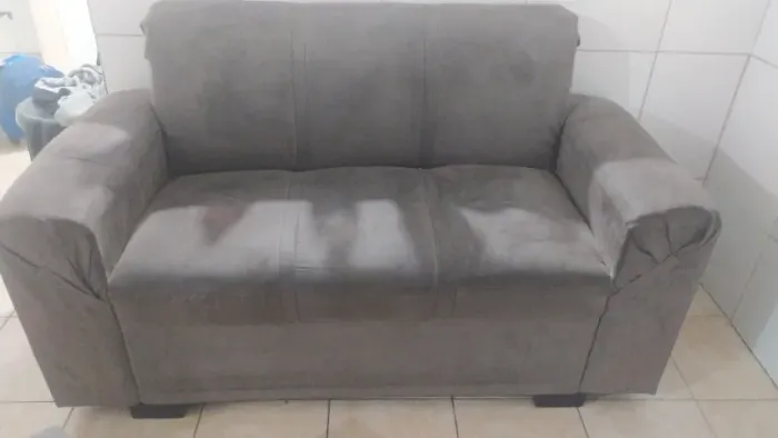 Sofá com 2 puff