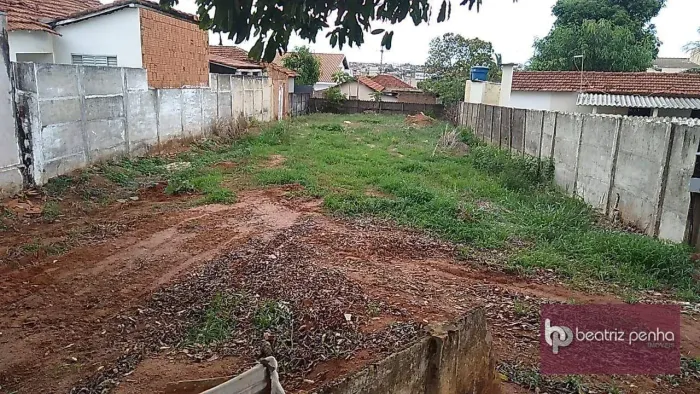 Terreno à venda, 373 m² por R$ 180.000,00 - Tanabi - Tanabi/SP