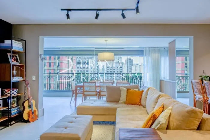 137 m², 3 dorm, 2 vagas ? Planta confortável com varanda no Brooklin