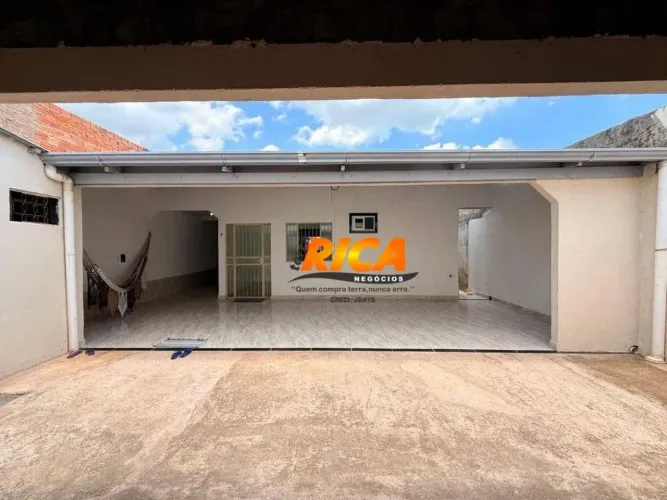 Casa à Venda Próxima ao Parque da Cidade, Shopping e Faculdade Sapiens!- Flodoaldo Pontes