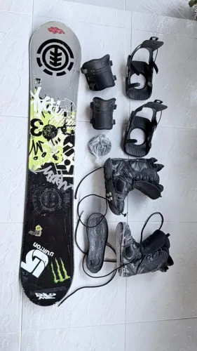 Conjunto de snowboard da Burton