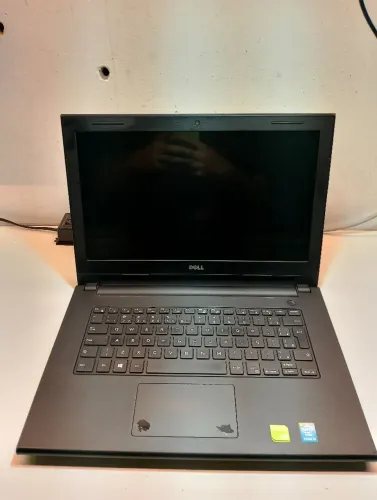 Notebook Dell i5 4ª Geração | Placa de Vídeo 2GB | 4GB RAM | SSD de 120GB | Rápido