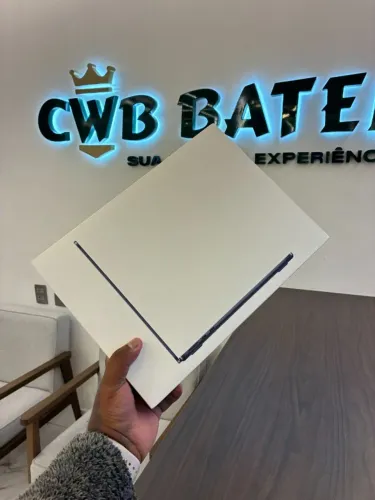 MacBook Air M4 13.6 16GB 512GB Novo - Loja Fisica