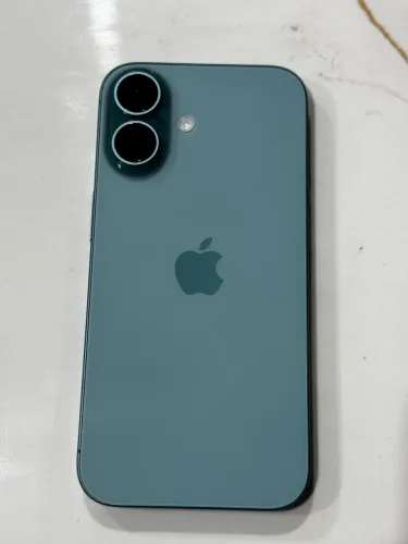 IPHONE 16 PETRÓLEO 