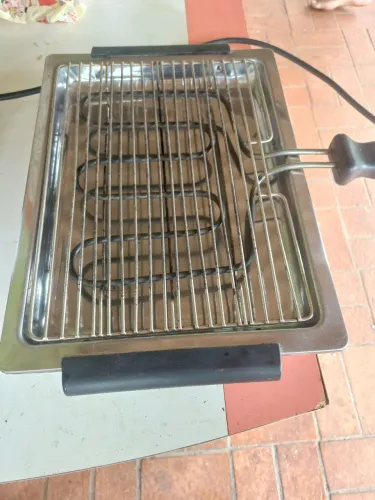 Vendo Churrasqueira Elétrica