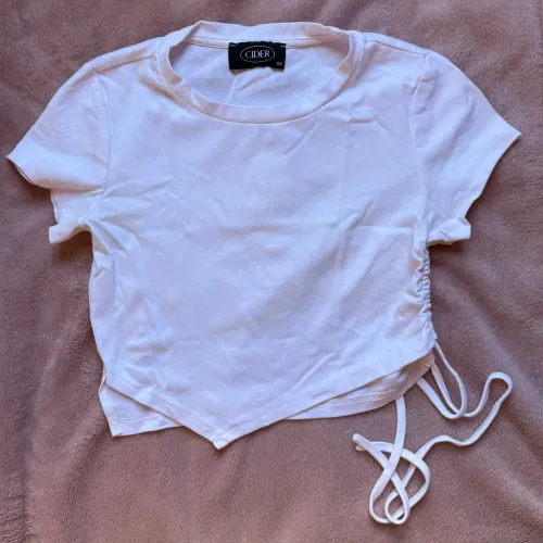 Blusa Cropped Branca Assimétrica PP