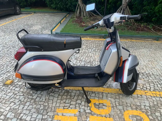 Vespa PX 200 ELESTART ÚNICO DONO
