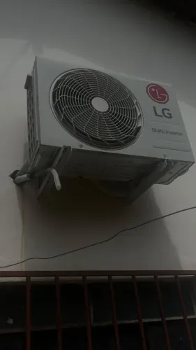 Ar-Condicionado Split HW LG Dual Inverter +AI Voice 12.000 BTUs R-32 Só Frio 127V - Ar Con