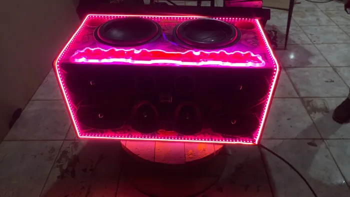 Caixa projetada feita na Bass acustc full protech , led neo , pioneer x7000