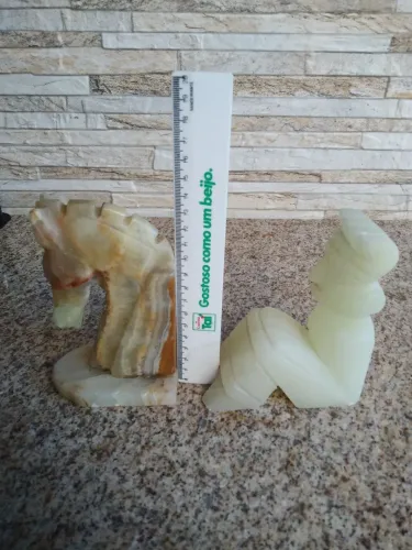 Lote 2 aparador de livros ou escultura Onix