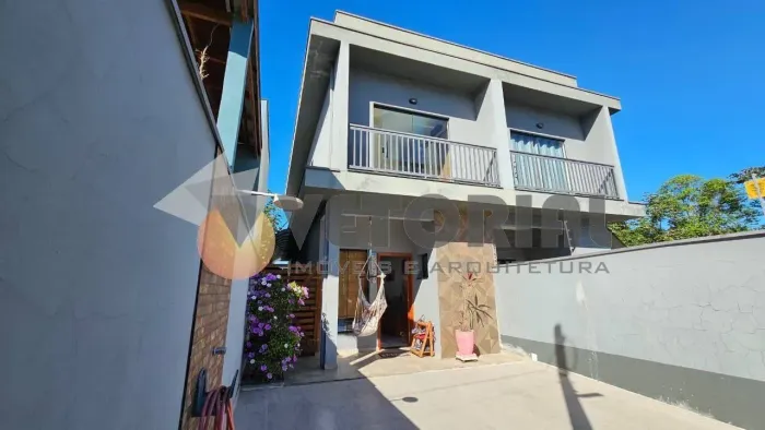 Sobrado com 3 quartos, 100 m², à venda por R$ 650.000 - Balneário Recanto Do Sol - Caragua