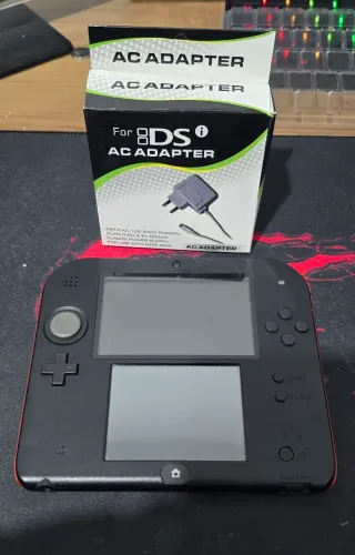 Nintendo 2ds desbloqueado- preto e vermelho