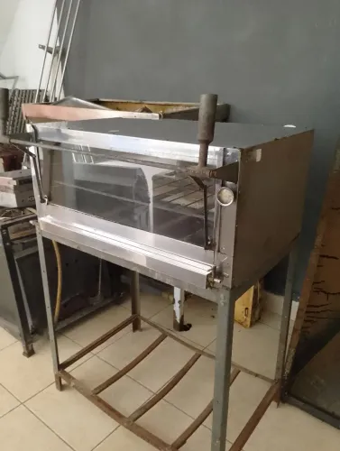 Forno Industrial com Cavalete - Bom Estado