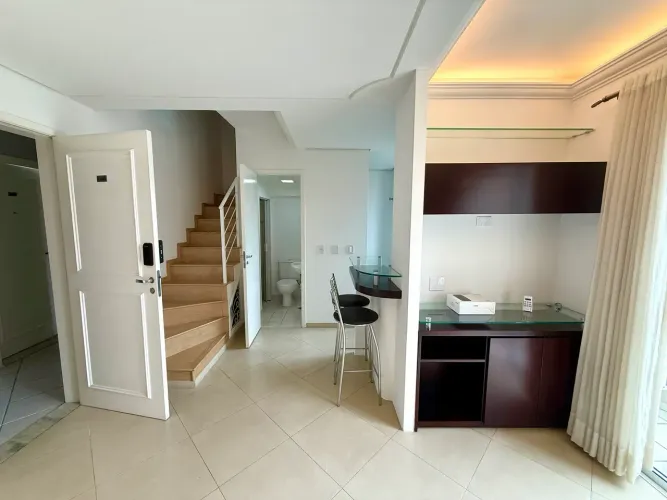 Duplex para Locação no Condomínio Evolution Itaim 45m² | 1 Dormitório | 1 Vaga com Manobr