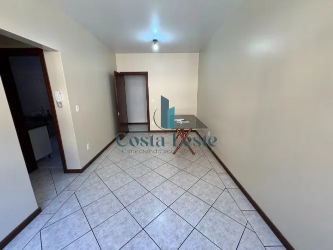 Apartamento com 2 dormitórios e vaga coberta no Estreito